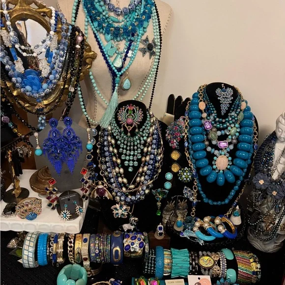 jewelry item live sale 1/31/2025 6:00pm Pacific - Picture 5 of 16